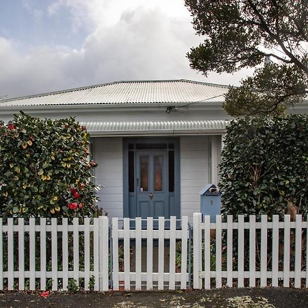 Cottage In The Heart Of Carterton Exterior photo